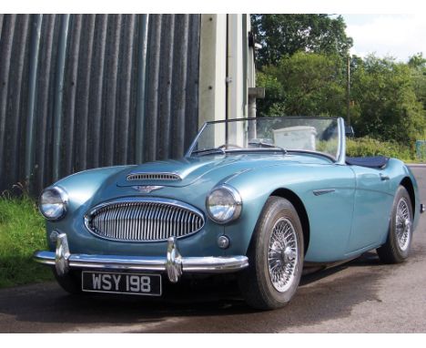 10% BUYER'S COMMISSION. CAN BE DRIVEN AWAY.A 1961 Austin Healey 3000 MkII BT7, finished in classic Healey blue metallic, with