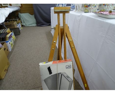 Artist's wooden easel and boxed guillotine