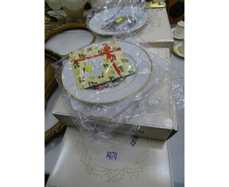 Parcel of boxed Royal Worcester Christmas plates