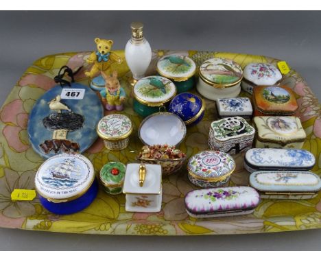 Collection of porcelain and enamel type pill boxes by Limoges, Staffs Enamels, Halcyon Days etc