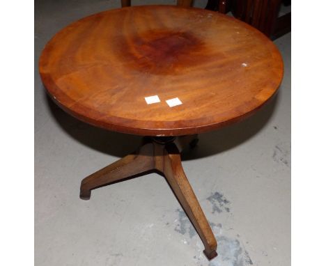 Two Georgian style flame figured mahogany tripod occasional tables