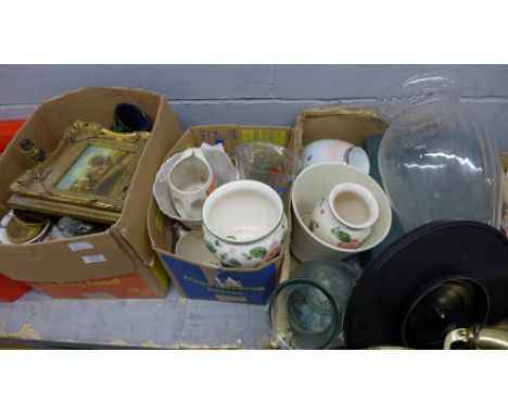 Fruit pattern china, glassware, Meakin plates etc. **PLEASE NOTE THIS LOT IS NOT ELIGIBLE FOR POSTING AND PACKING** 