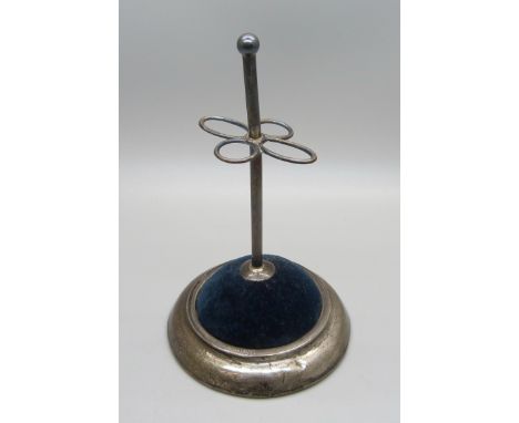 A silver hat pin holder, Birmingham 1905 