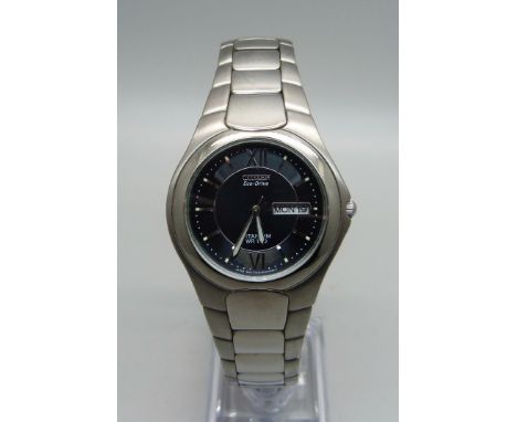 A gentleman's Citizen Eco Drive Calendar 100MT CLC titanium wristwatch, E101-K18434 
