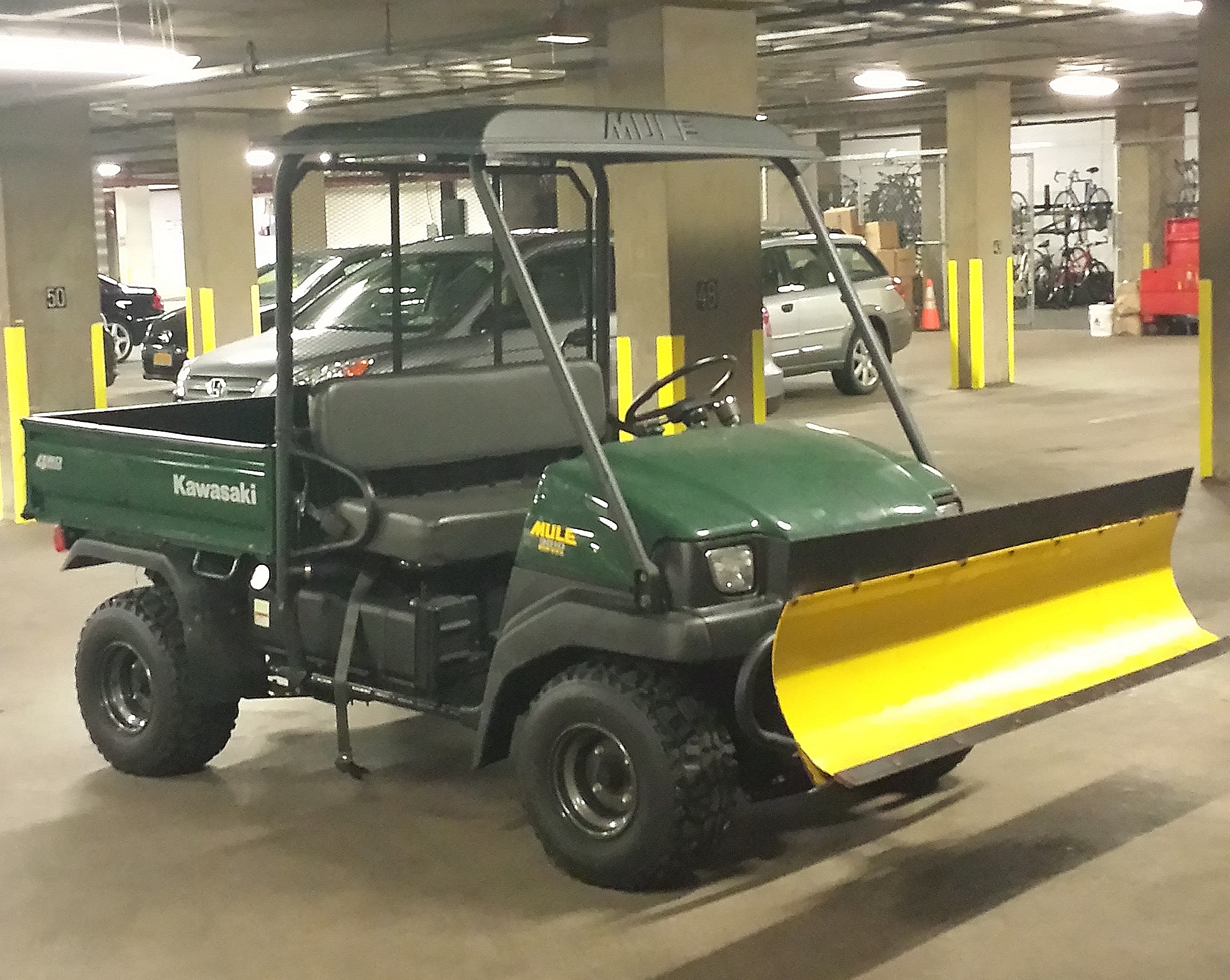 KAWASAKI MULE 3010 MDL. KAF950D SIDEBYSIDE MULE, DIESEL, 4WHEEL