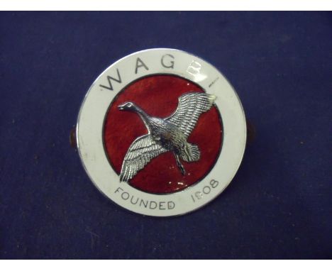 Chrome and enamel Wagbi founded in 1908 car badge (diameter 7.5cm) 