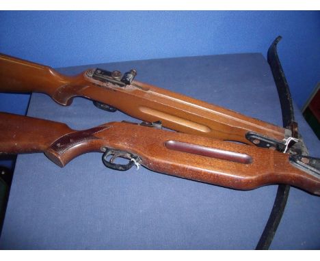 Barnet Wildcat crossbow and similar crossbow stock (2) 