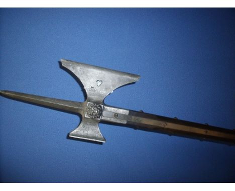 Medieval style Halberd with axe &amp; hammer shaped head with lion mask mounts and wooden shaft (overall length 183cm) 