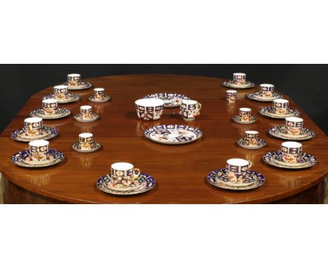 Royal Crown Derby 2451 Imari pattern tea service for twelve, comprising bread and butter plates, side plates, sugar basin, cr