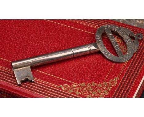 Copoclephily - an Indian silver coloured metal presentation key, inscribed Princ (sic) Edward Cinema, Peshawar, Opened by Col