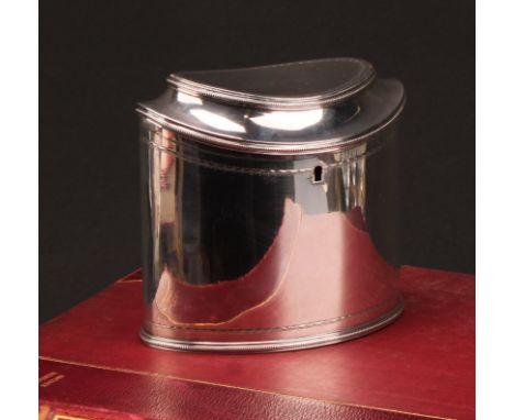 A Dutch Neo-Classical silver oval tea caddy, bright0-cut engraved borders, hinged cover, 10.5cm high, c.1800, 544g