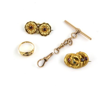 Antique jewellery items, including a ruby and diamond ring, hallmarked 18ct, Birmingham 1863, ring size M, a T-bar and swivel