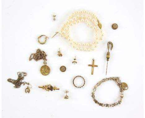 Mixed group of jewellery, including a heart brooch, buttons, pendants and chains, a paste full eternity ring, size M, a gate 