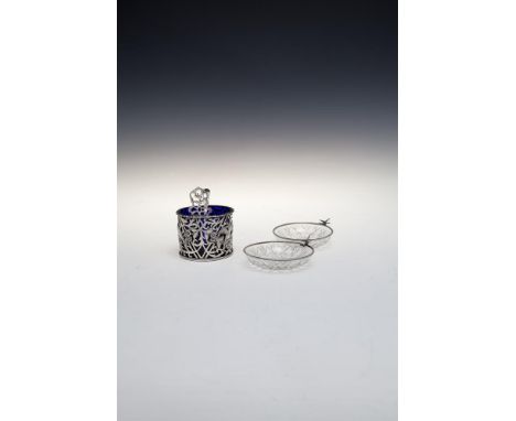 AN IRISH SILVER PRESERVE JAR, Dublin 1916, maker's mark of Crichton Brothers, and stamped Crichton Bros. London & New York, w