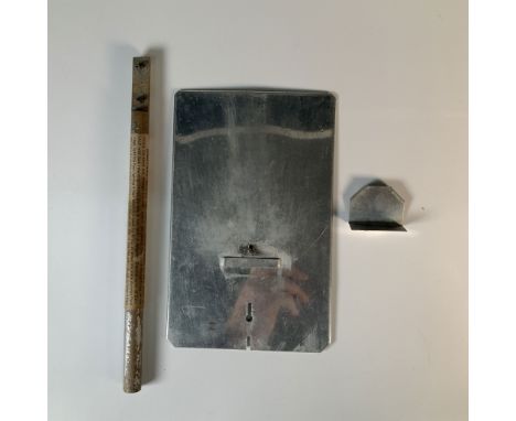 A vintage J. Smith handheld sheet magnesium flash, designed for early photography lighting. This unique piece features a meta