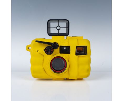 SeaLife ReefMaster RC Automatic underwater camera, model SL201, designed for underwater photography enthusiasts. This compact