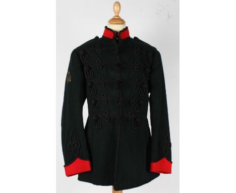 Contemporary Band Tunic to the Light Division, similar to a rifle officers patrol jacket, green cloth with scarlet collar and