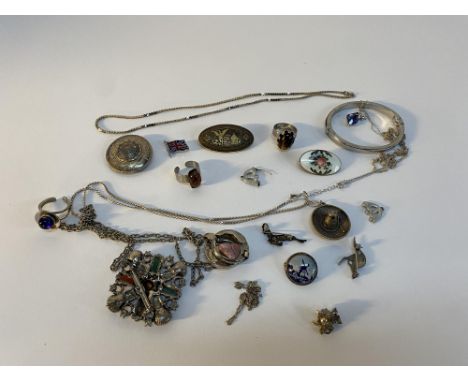 A bag of silver and silver coloured jewellery, to include bangle, pendants and brooches
