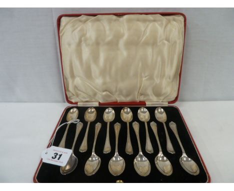 Cased set of 12 silver teaspoons - Sheffield 1942