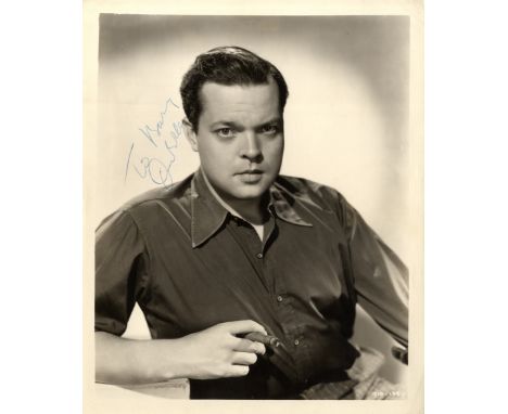 WELLES ORSON: (1915-1985) American Actor & Film Director, Academy Award winner. A good vintage signed and inscribed 8 x 10 ph