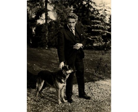 KREISLER FRITZ: (1875-1962) Austrian Violinist. Vintage signed 6 x 8 photograph of Kreisler standing outdoors in a full lengt