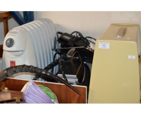 VINTAGE SINGER SEWING MACHINE, STEAM GENERATING IRON &amp; SMALL HEATER      