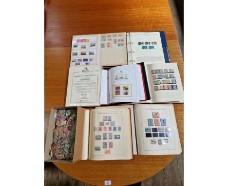A box of assorted stamp albums including 3 x Bulgaria, 1 x Berlin, 1 x GB, Royal family first day cover album, mint &amp; use