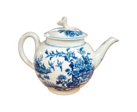 A Worcester fence pattern teapot and cover, c. 1775, 13cm high. Condition - fair. Very small crack to spout tip. Minor chips 