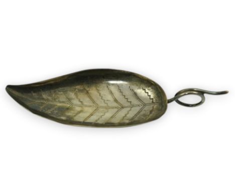 A George IV silver leaf shaped caddy spoon, maker I.T. Birmingham, 1823, 81mm. Condition - fair