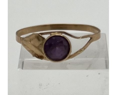 Ring mit Amethyst, 585er Roségold, Größe 59. Runder Amethyst in fein gearbeiteter Roségold-Fassung. 0,9g.Standort: Konstanz