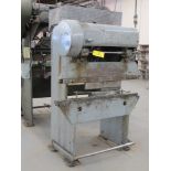 Verson 4' x 15 Ton Press Brake