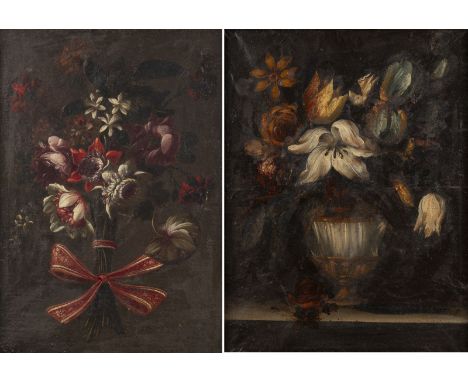 ITALIENISCHE SCHULE DES 17. JH.ZWEI STILLLEBEN MIT BLUMEN Beide: Öl auf Leinwand, eines doubl.. 62 x 43 cm (R. 78 x 61 cm) un