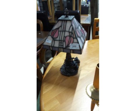 TIFFANY STYLE LAMP