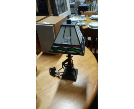 TIFFANY STYLE LAMP