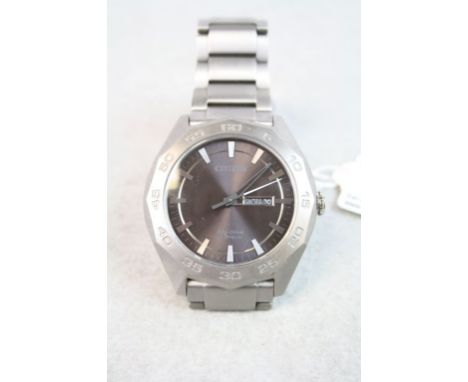 Gents titanium citizen eco drive cal:J800 