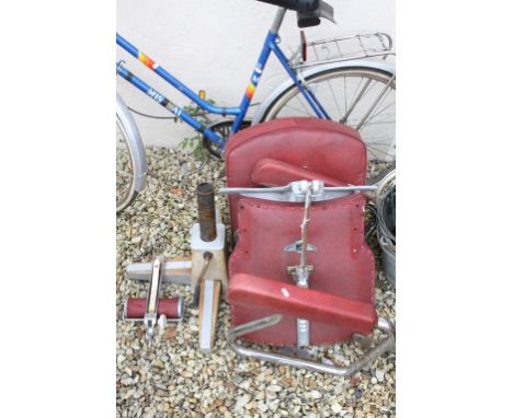 Vintage barbers chair af