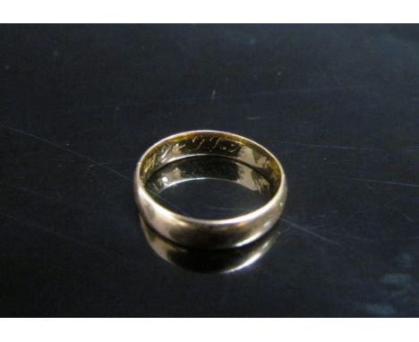 A 22ct gold wedding band. Size J/K, 3.1g 
