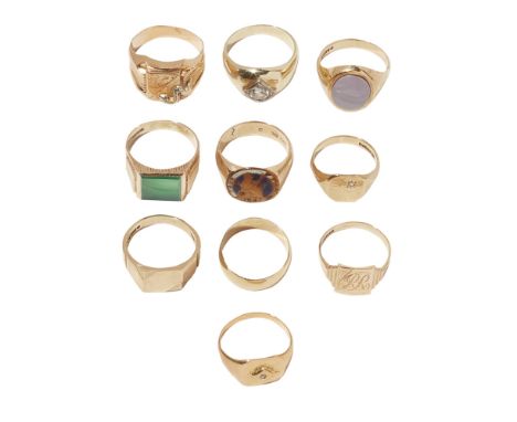 A group of ten various gentleman's ringsto include two 9ct gold signet rings, and another diamond set; a 9ct gold broad weddi