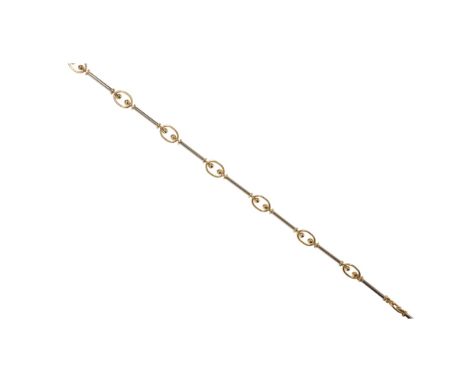 A modern 18ct gold necklace, Eric N Smithcomposed of alternating bar and loop links, to a lobster claspLength: 43cm