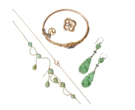 A collection of Edwardian jewelleryto include a seed pearl and turquoise set necklace, of swag detail; a pair of carved jade 