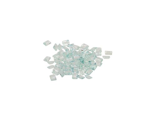 Konvolut hellblaue Aquamarine, Smaragdschliff, zus. ca. 95 ct, kalibrierte Steine von je ca. 8x6 mm, neuwertig/unbenutzt mit 