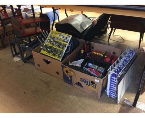 Assorted tools, to include ramps etc.
