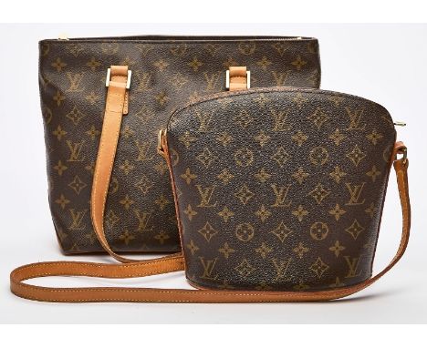 Konvolut von 2 kl. Handtaschen,Louis Vuitton 2. Hälfte 20. Jh. "Monogram Canvas", beiges Leder. Goldfarbene Metall-Elemente. 