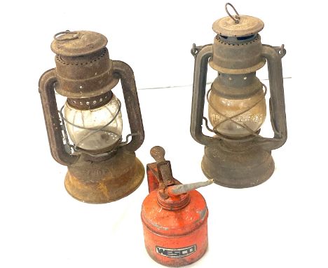 2 vintage Tilleys lamps and a oil lamp 