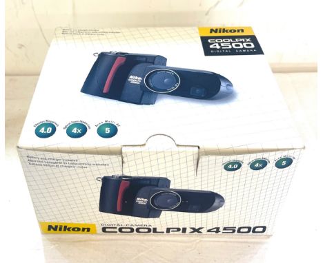 Nikon Coolpix 4500 boxed digital camera, boxed 