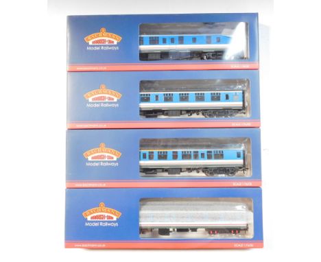 Bachmann Branchline OO gauge coaches, comprising 39-082B BR MkI brake 2nd corridor coach, Network South East, 39-058 BR MkI 2