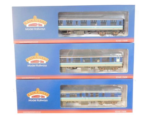 Bachmann Branchline OO gauge coaches, comprising 39-056A MkI Tourist 2nd open, weathered and fitted with passenger figures, 3