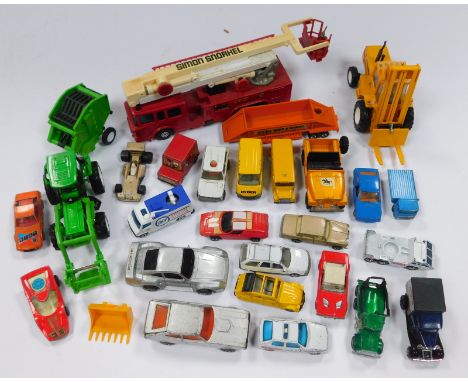 Corgi, Matchbox and other diecast, including Matchbox Superkings K39 snorkel fire engine, Britain's Sanderson forklift, Corgi