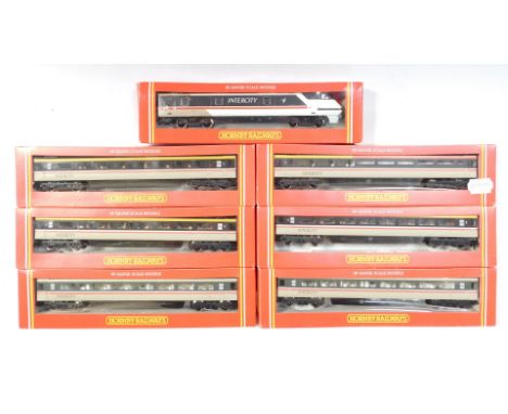 Hornby OO gauge coaches and rolling stocks, including R268 BR MkIV driving van trailer, R719 BR MkIIIA coach open 1st, R713 B