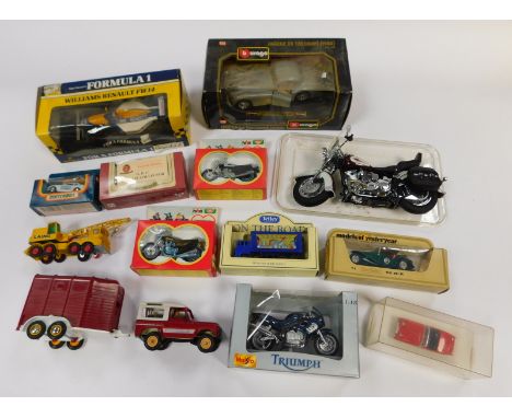 Maestro, Polistil and other diecast, including a Kawasaki 900, Triumph Sprint RS, Harley Davidson Heritage soft tail, Hallmar